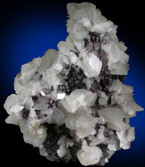 Calcite on Sphalerite and Quartz from Shuikoushan Mine, Hunan Province, China