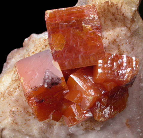 Wulfenite on Calcite with Descloizite from Sierra de Los Lamentos, Chihuahua, Mexico