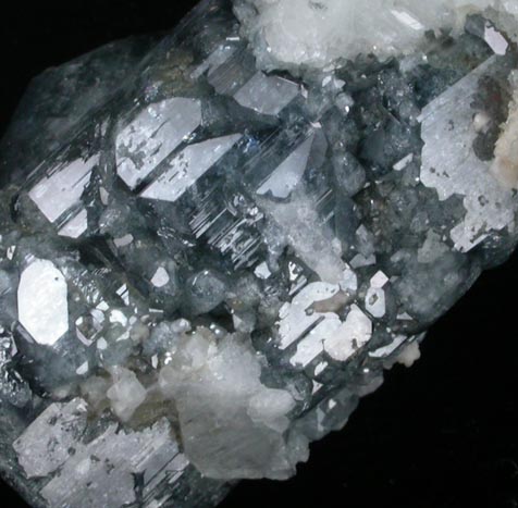 Fluorapatite with Muscovite and Albite from Minas Gerais, Brazil