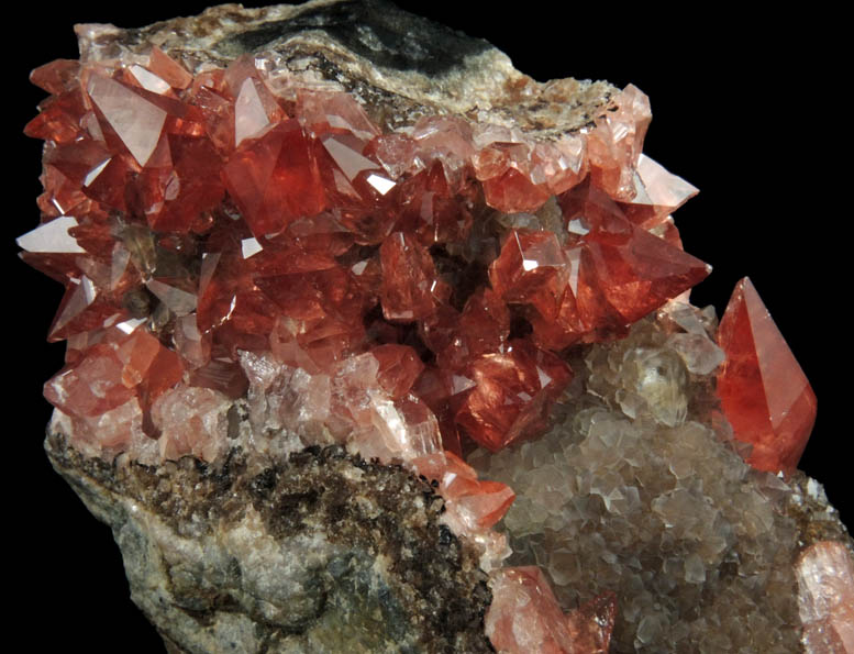 Rhodochrosite over Quartz from Uchucchaqua Mine, Oyon Province, Lima Department, Peru