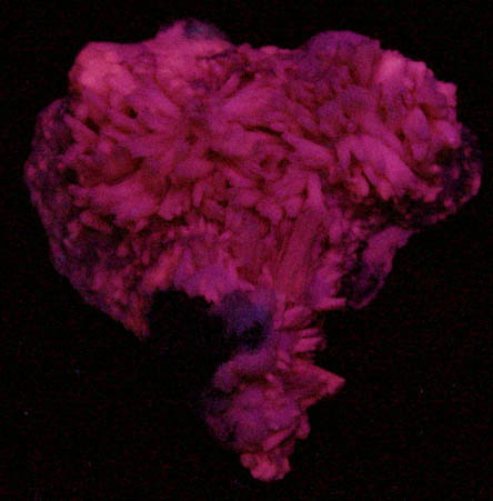 Calcite var. Manganoan Calcite from Pachapaqui Mine, Bolognesi Province, Ancash Department, Peru