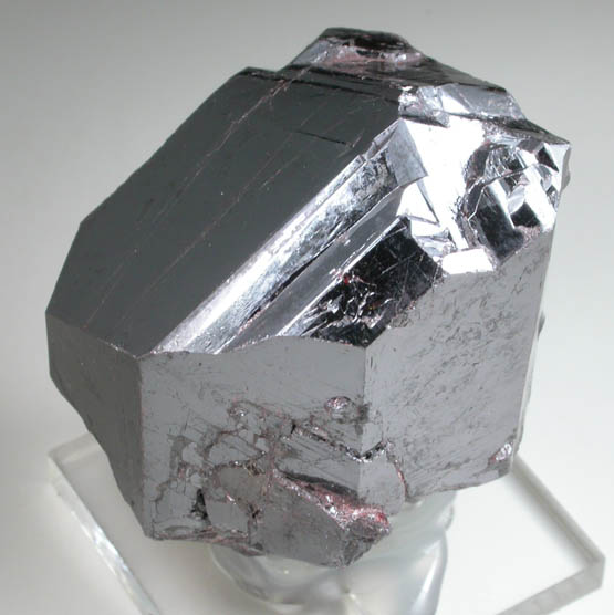 Rutile (twinned crystals) from Graves Mountain, 19.5 km east of Washington, Lincoln County, Georgia