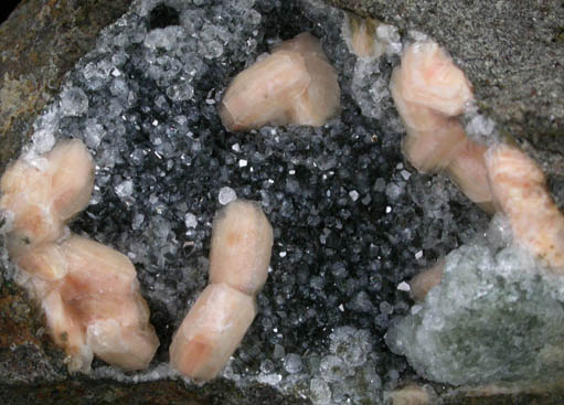 Gmelinite on Analcime from Little Deerpark Quarry, Madman's Window, Glenarm, County Antrim, Northern Ireland (Type Locality for Gmelinite)