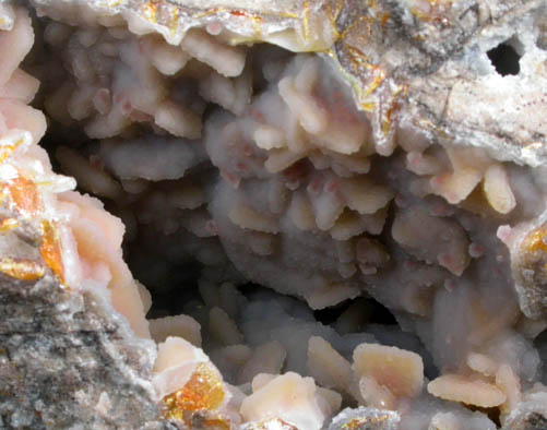 Wulfenite coated with drusy Quartz on Hemimorphite from Finch Mine (Barking Spider Mine), north of Hayden, Banner District, Gila County, Arizona