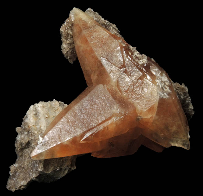 Calcite from Pugh Quarry, 6 km NNW of Custar, Wood County, Ohio