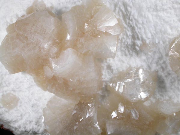 Heulandite on Mordenite from Aurangabad, Maharashtra, India