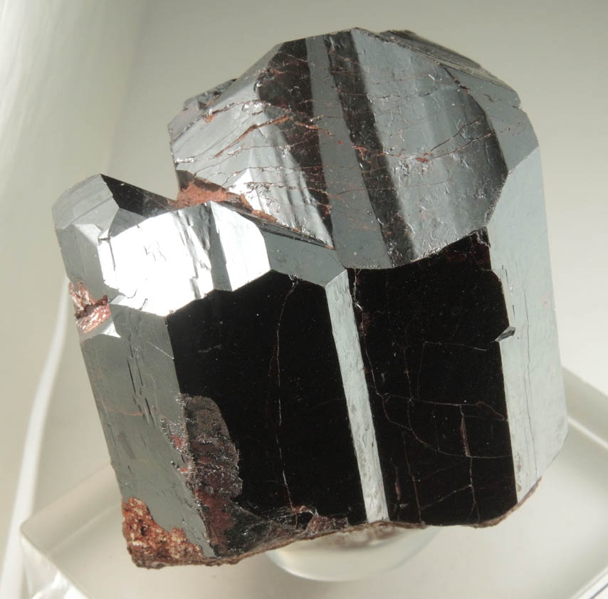 Rutile (twinned crystals) from Graves Mountain, 19.5 km east of Washington, Lincoln County, Georgia