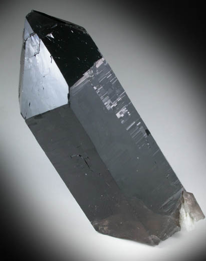 Quartz var. Smoky Quartz (Dauphin-law twinned) from Moat Mountain, west of North Conway, Carroll County, New Hampshire