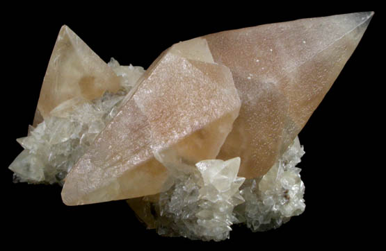 Calcite from Pugh Quarry, 6 km NNW of Custar, Wood County, Ohio