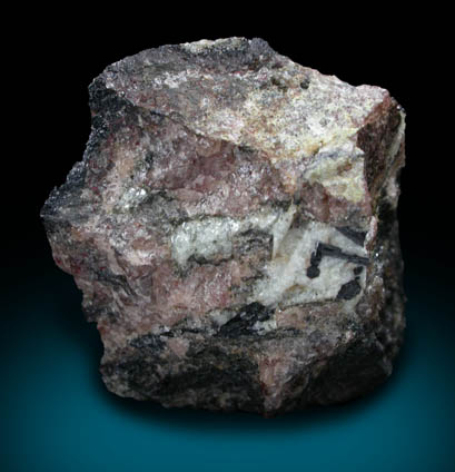 Beusite from Gottcha Claim, island in Cross Lake, 5 km NNW of Cross Lake Village, Manitoba, Canada