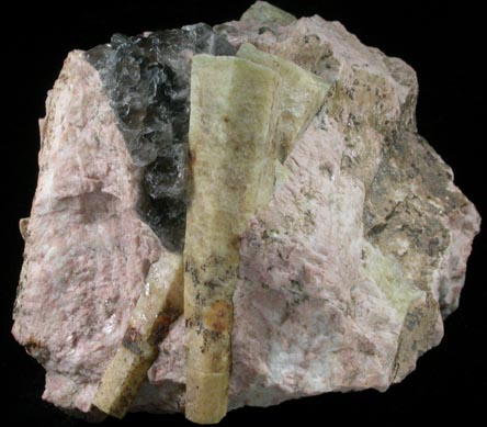 Beryl in Microcline from Bedford, Westchester County, New York