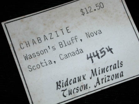 Chabazite, Analcime, Heulandite from Wasson's Bluff, Parrsboro, Nova Scotia, Canada