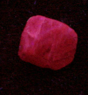 Spinel from Mogok District, 115 km NNE of Mandalay, Mandalay Division, Myanmar (Burma)