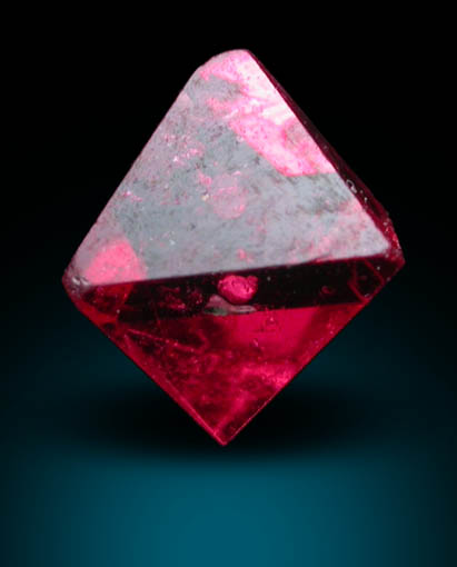 Spinel from Mogok District, 115 km NNE of Mandalay, Mandalay Division, Myanmar (Burma)