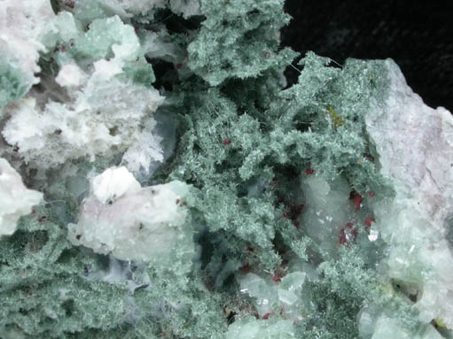 Pumpellyite-(Mg) with Native Copper on Prehnite from Central Mine, Keweenaw Peninsula Copper District, Michigan (Type Locality for Pumpellyite-(Mg))