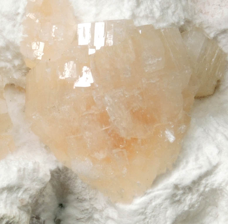 Heulandite on Mordenite from Aurangabad, Maharashtra, India