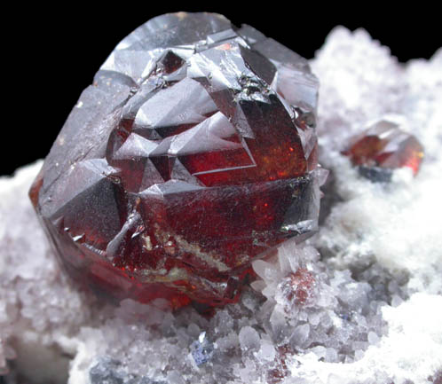 Sphalerite on Quartz from Lechang, Shaoguan, Guangdong, China