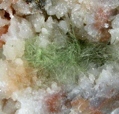 Jamborite pseudomorphs after Millerite in Quartz Geode from US Route 27 road cut, Halls Gap, Lincoln County, Kentucky