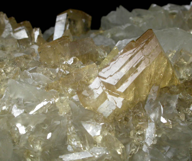 Barite on Calcite from Meikle Mine, Elko County, Nevada