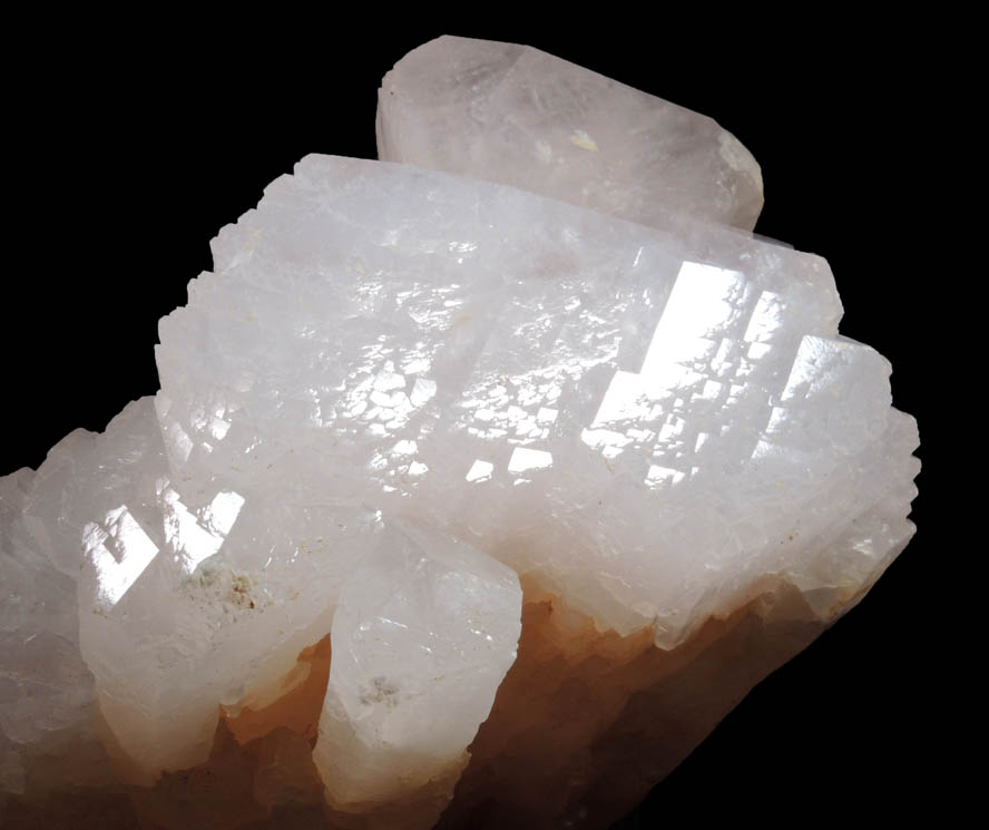 Calcite var. Manganoan Calcite from Dalnegorsk, Primorskiy Kray, Russia