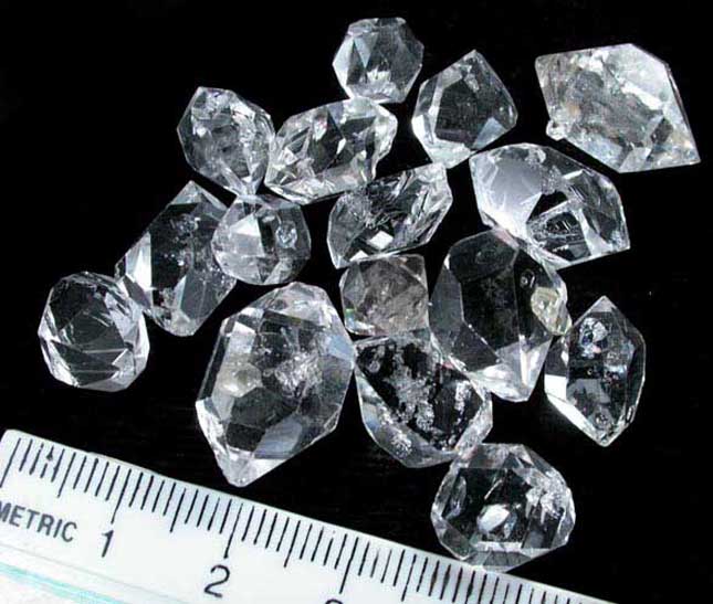 Quartz var. Herkimer Diamonds (16 C-quality crystals) from Middleville, Herkimer County, New York