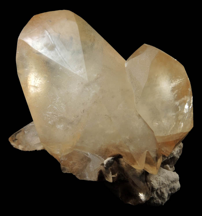 Calcite from Stoneco Auglaize Quarry, Junction, Paulding County, Ohio