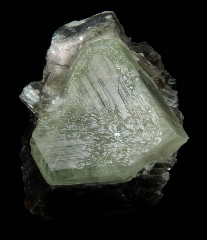 Chrysoberyl (V-twinned crystals) from Rio das Pratinhas, Arataca, Bahia, Brazil