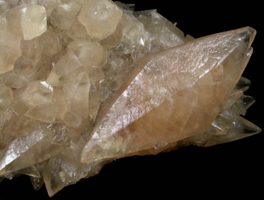 Calcite from Pugh Quarry, 6 km NNW of Custar, Wood County, Ohio