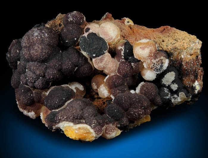 Mimetite with Plattnerite coating from Bilbao Mine, La Blanca, Ojo Caliente, Zacatecas, Mexico