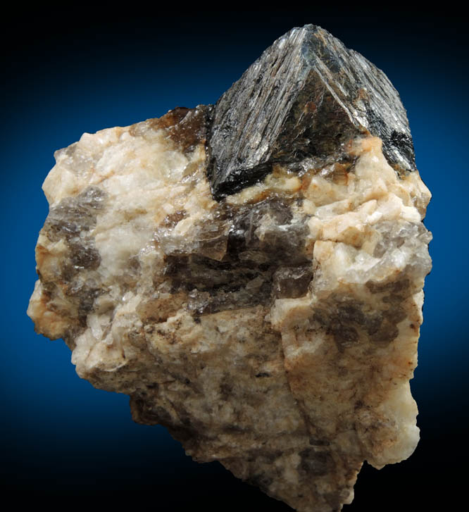 Magnetite in quartz-albite from Route 9 road cut, Beaver Meadow Road exit, Haddam, Middlesex County, Connecticut