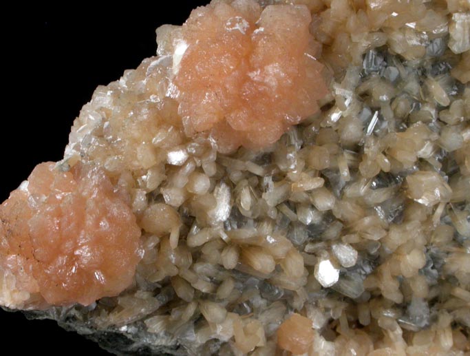 Stilbite over Calcite from Moore's Station Quarry, 44 km northeast of Philadelphia, Mercer County, New Jersey