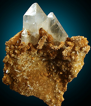 Quartz on Lepidolite from Bennett Quarry, Buckfield, Maine