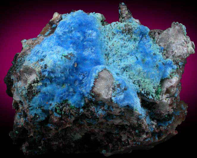 Carbonatecyanotrichite with Fluorite on Quartz from Qinglong Mine, Qianxi'nan, Guizhou, China