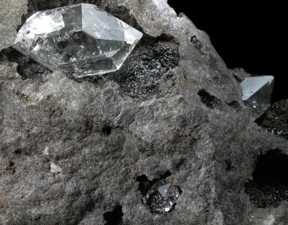 Quartz var. Herkimer Diamonds in dolostone from Middleville, Herkimer County, New York