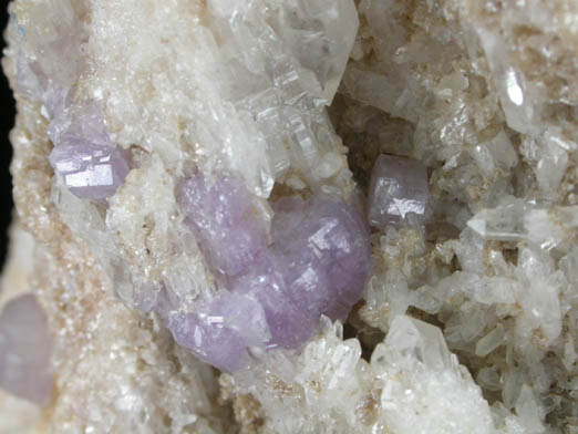 Fluorapatite on Quartz and Albite from Harvard Quarry, Noyes Mountain, Greenwood, Oxford County, Maine