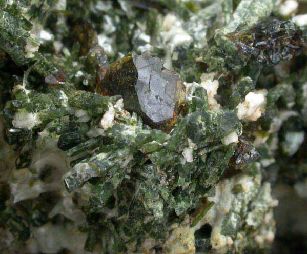 Epidote, Actinolite, Titanite, Albite from Cedar Mountain Quarry, near Mitchells, Culpeper County, Virginia