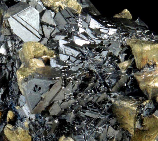 Sphalerite, Chalcopyrite, Galena, Quartz from Trepca District, 10 km east of Kosozska Mitrovica, Kosovo