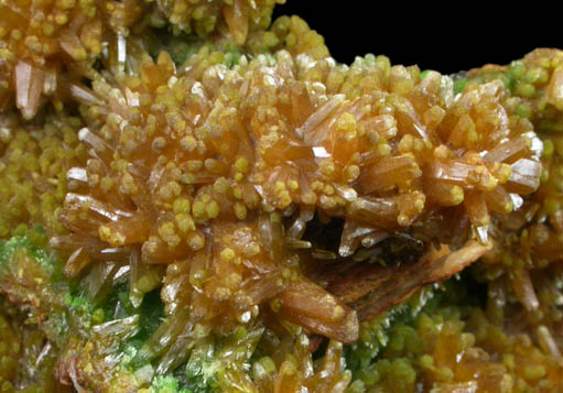 Pyromorphite on Barite from Mine des Farges, Ussel, Corrze, France