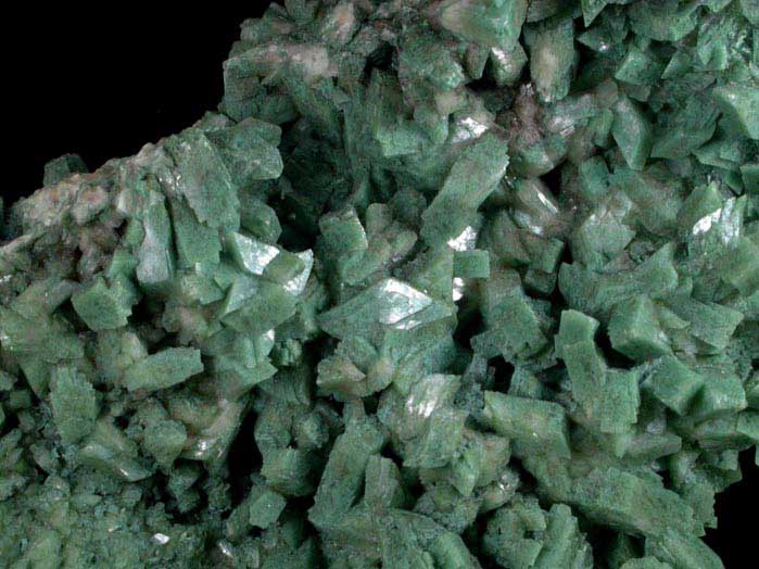 Heulandite with Celadonite inclusions from Aurangabad, Maharashtra, India