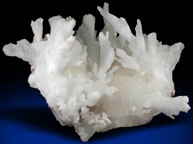 Aragonite from Liupanshui Prefecture, Guizhou Province, China