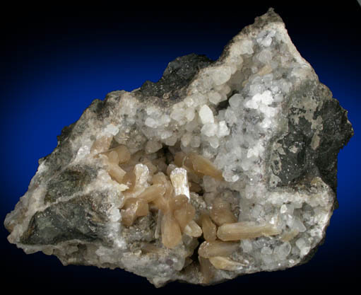 Stilbite-Ca on Calcite from Paterson, Passaic County, New Jersey