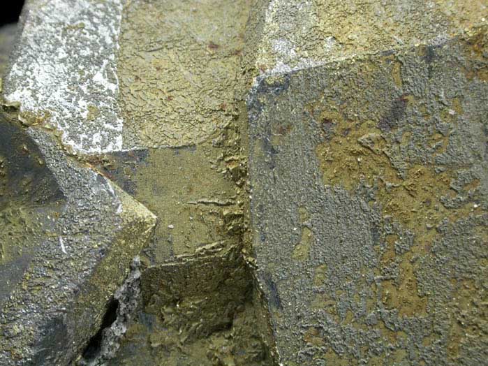 Tetrahedrite with Chalcopyrite coating and Quartz from Casapalca District, Huarochiri Province, Peru