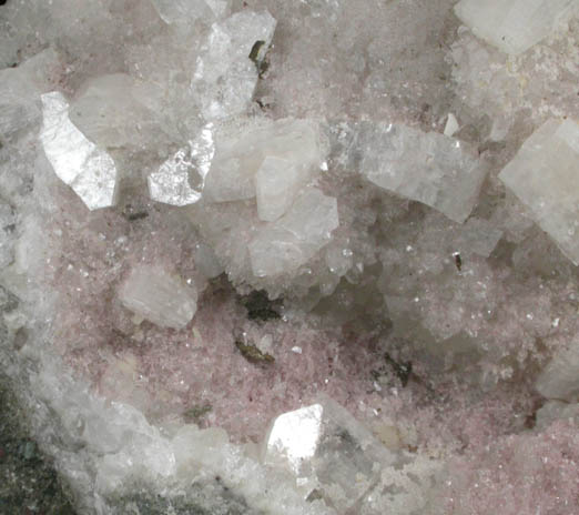 Heulandite on Quartz with Albite, Chalcopyrite, Calcite from Prospect Park Quarry, Prospect Park, Passaic County, New Jersey