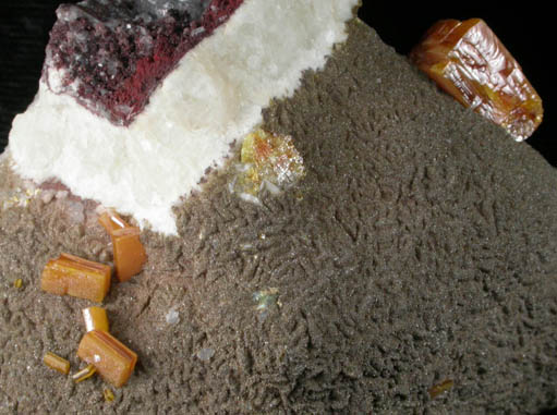 Wulfenite and Vanadinite on Calcite from Erupcion/Ahumada Mine, Sierra de Los Lamentos, Chihuahua, Mexico