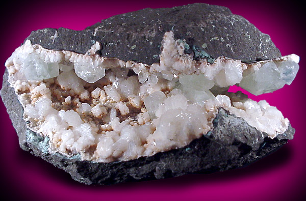 Apophyllite, Stilbite, Heulandite from Lonavala Quarry, Pune District, Maharashtra, India