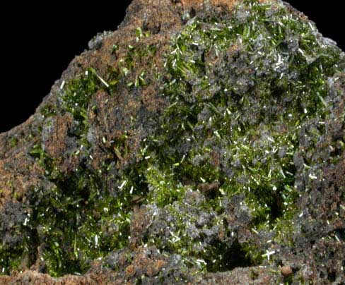 Pyromorphite from Sylvester Mine, Zeehan District, Tasmania, Australia