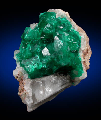 Dioptase on Calcite from Altyn-Tyube, 66 km east of Karagandy, Karaganda Oblast', Kazakhstan (Type Locality for Dioptase)