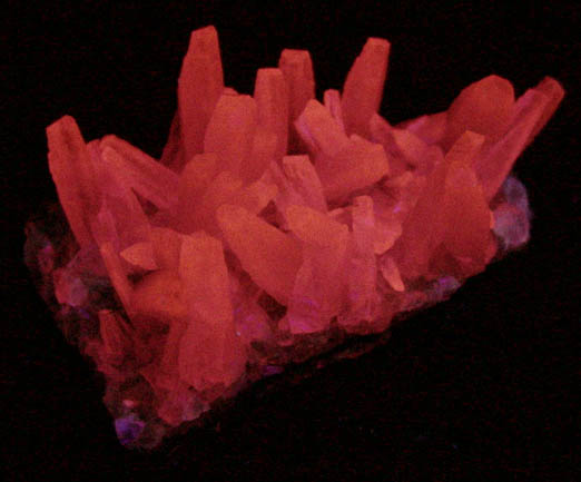 Calcite with Celadonite from Castelinho Mine, near Frederico Westphalen, Alto Uruguai, Rio Grande do Sul, Brazil