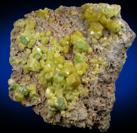 Pyromorphite with Pyromorphite-Mimetite overgrowth from Roughton Gill Mine, South Vein, Caldbeck Fells, Cumbria, England