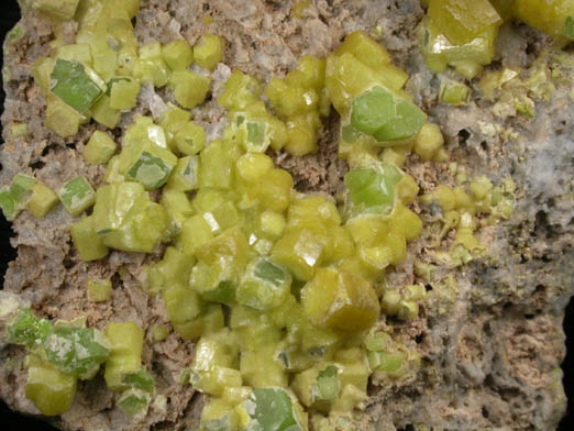 Pyromorphite with Pyromorphite-Mimetite overgrowth from Roughton Gill Mine, South Vein, Caldbeck Fells, Cumbria, England